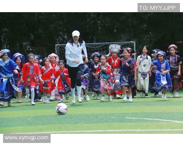 足球明星助力儿童梦想实现让小小球迷感受足球的魅力与激情
